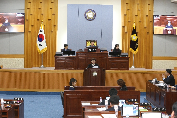 제214회 제2차 정례회 제3차 본회의_1