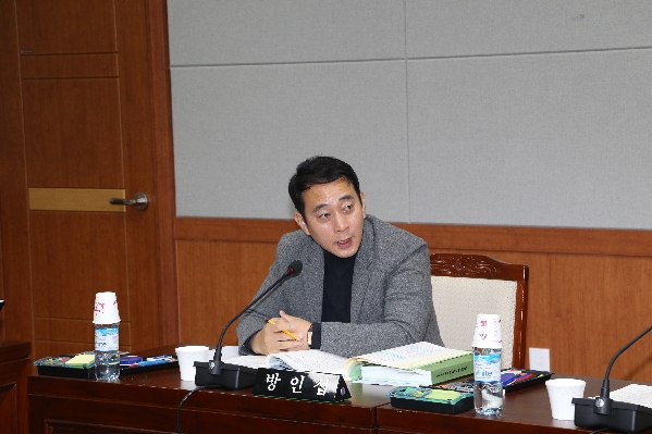제214회 제2차 정례회 행정자치위원회_1