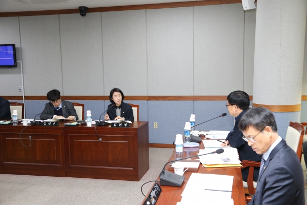 제215회 임시회 복지건설위원회_2