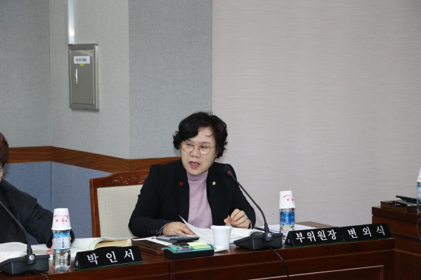 제215회 임시회 복지건설위원회_1