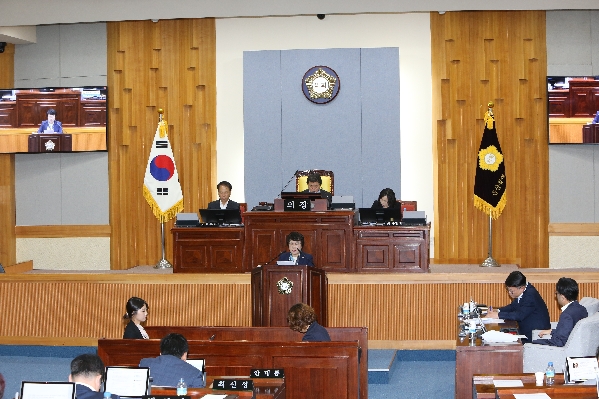 제220회 임시회 제1차 본회의_5