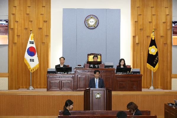 제221회 임시회 제1차 본회의_1