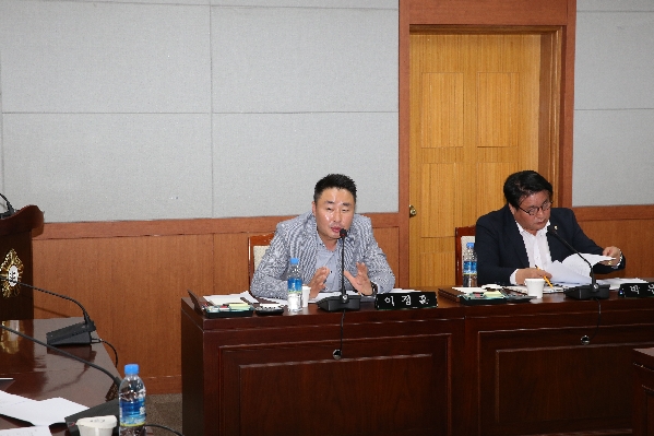 제221회 임시회 행정자치위원회_3