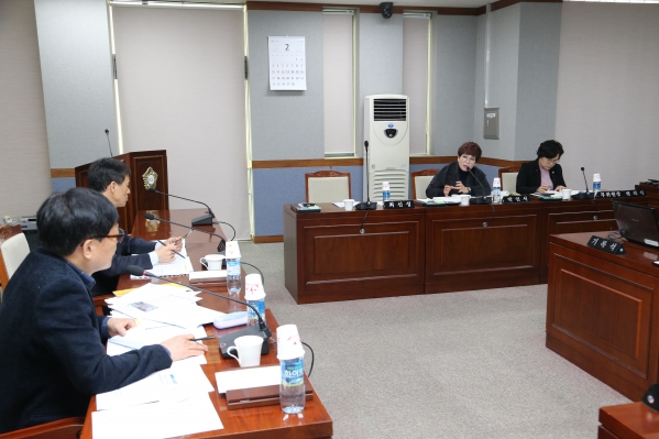 제215회 임시회 복지건설위원회_2