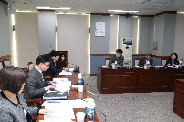 제216회 임시회 의회운영위원회_4