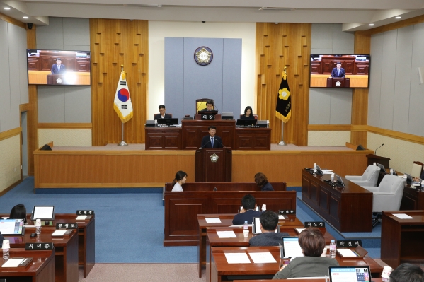 제218회 제1차 정례회 제1차 본회의_4