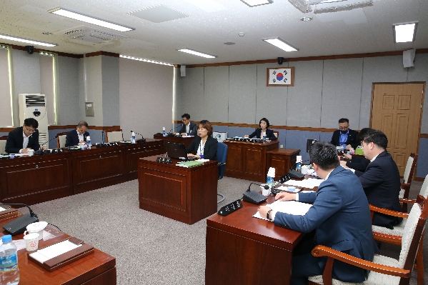 제225회 임시회 의회운영위원회_1