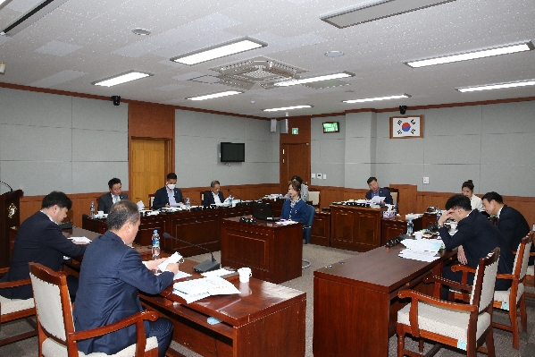 제225회 임시회 행정자치위원회_1