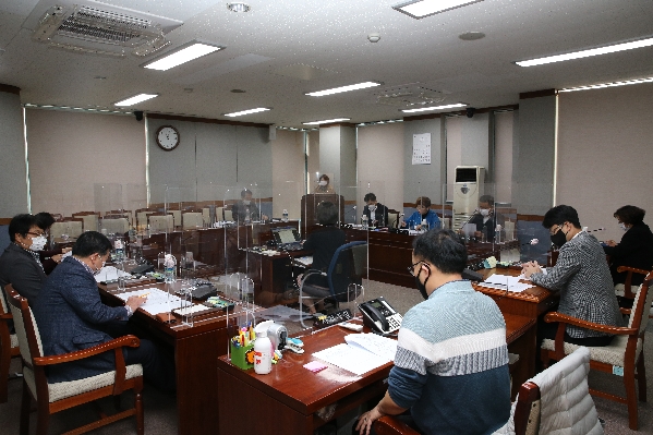 제230회 폐회중 의회운영위원회_1