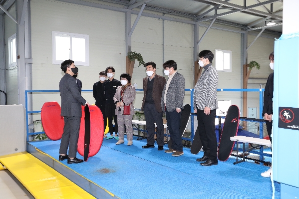 부산 기장군 실내 서핑장 견학_0
