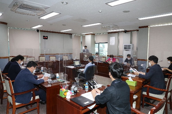 제235회 폐회중 의회운영위원회_0