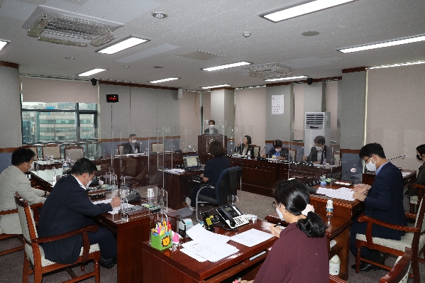 제238회 폐회중 의회운영위원회_1