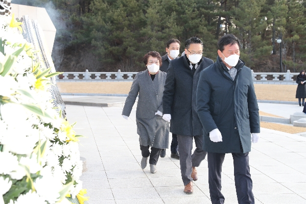 울산 현충원 참배_4