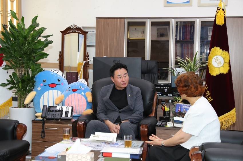 아름다운가게 울산본부장 내방_3