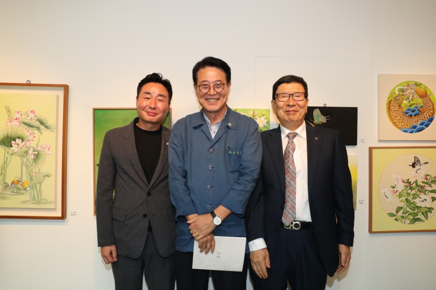 호연민화 회원전 8번째 이야기 “소풍” 오프닝_1