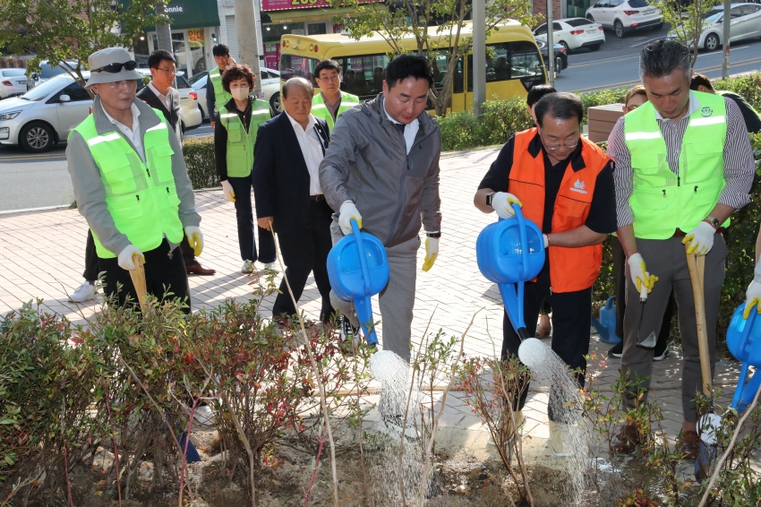 신정2동 함께 심고 가꾸는 정원마을 만들기_3