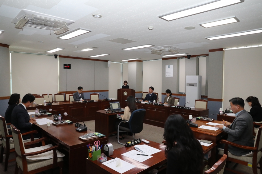 제255회 폐회중 의회운영위원회_1