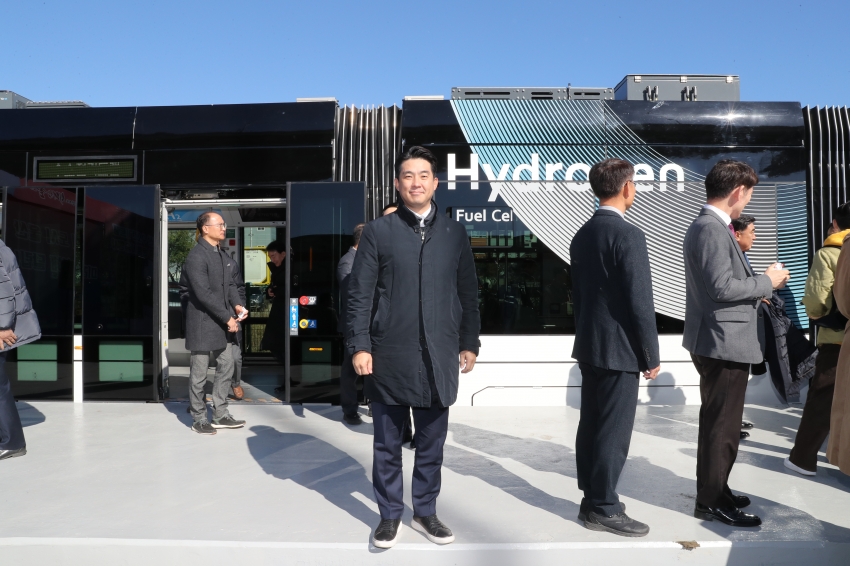 울산 수소전기트램 실증 운행 시승행사_2