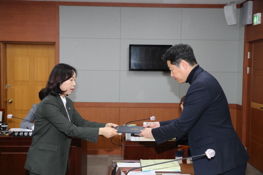 제256회 제2차 정례회 행정사무감사(행정자치위원회)_2