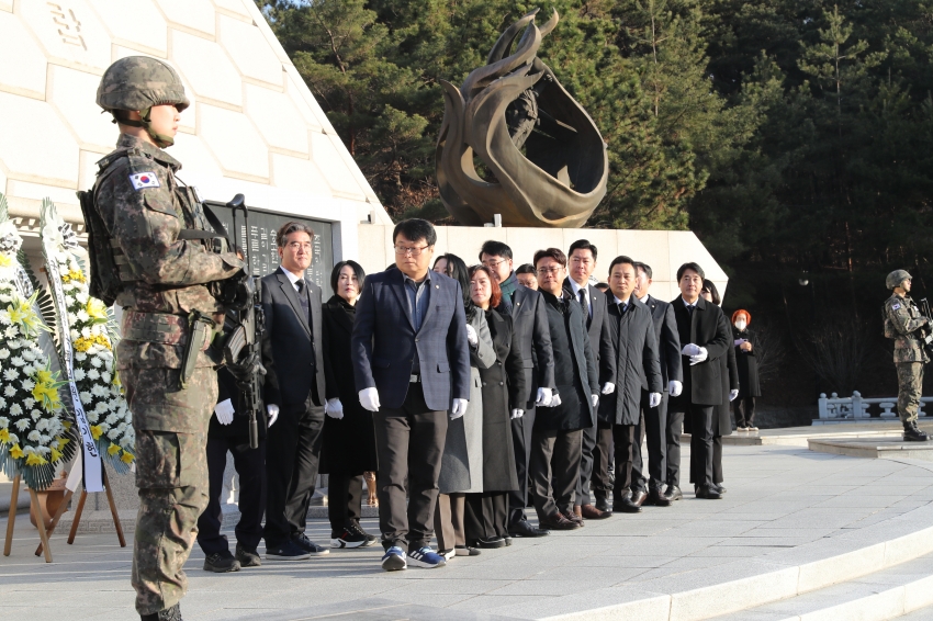 2024 울산 갑진년 새해 현충탑 참배행사_4