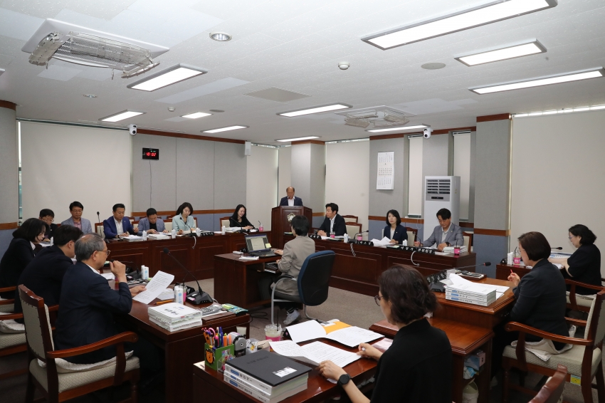 제261회 제1차 정례회(예산결산특별위원회)_1