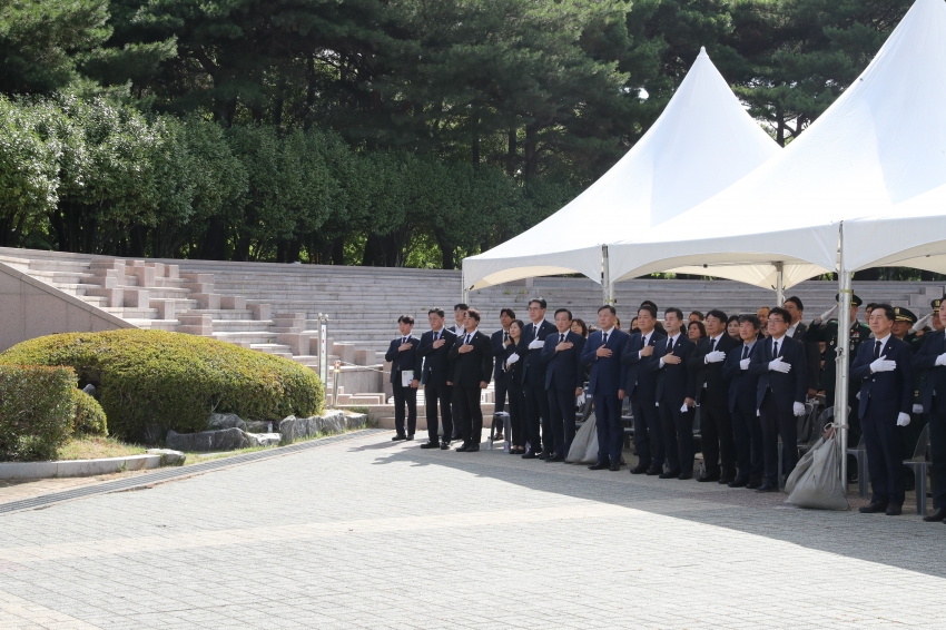 제79주년 광복절 기념 항일운동기념탑 참배 및 광복절 기념식_0
