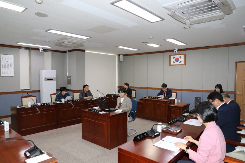 제264회 임시회 폐회중 의회운영위원회_0