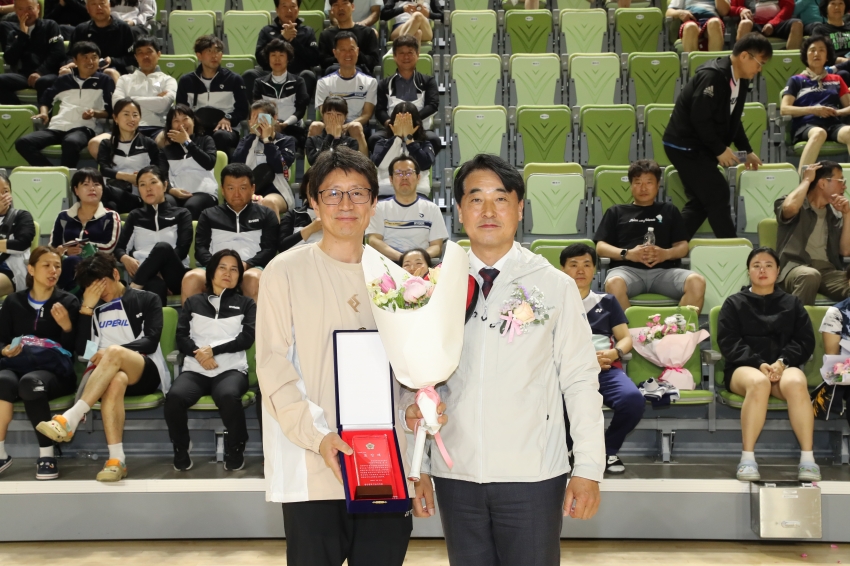 제7회 신세계안과배 울산남구협회장기 생활체육 배드민턴 대회_2