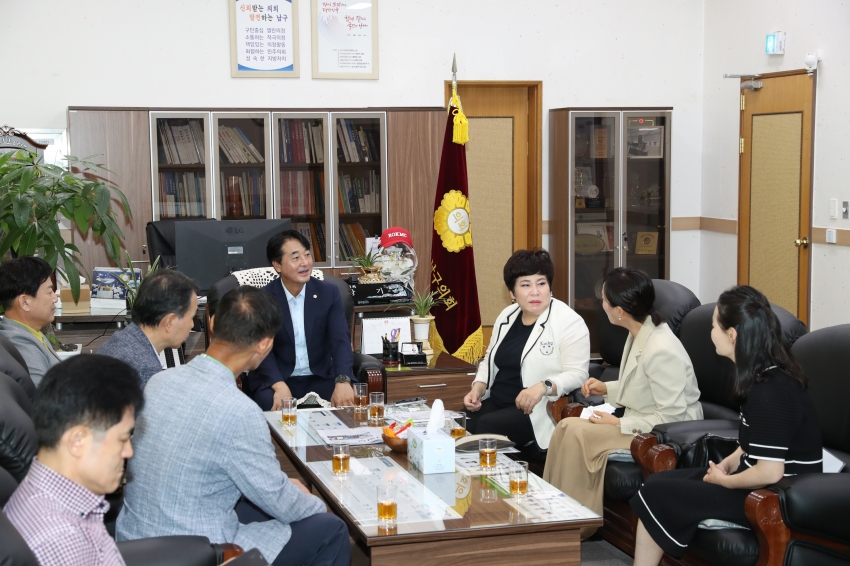 대구북구의회 고향사랑기부제 활성화 연구회 우수 지자체 견학 관련 남구의회 내방_0