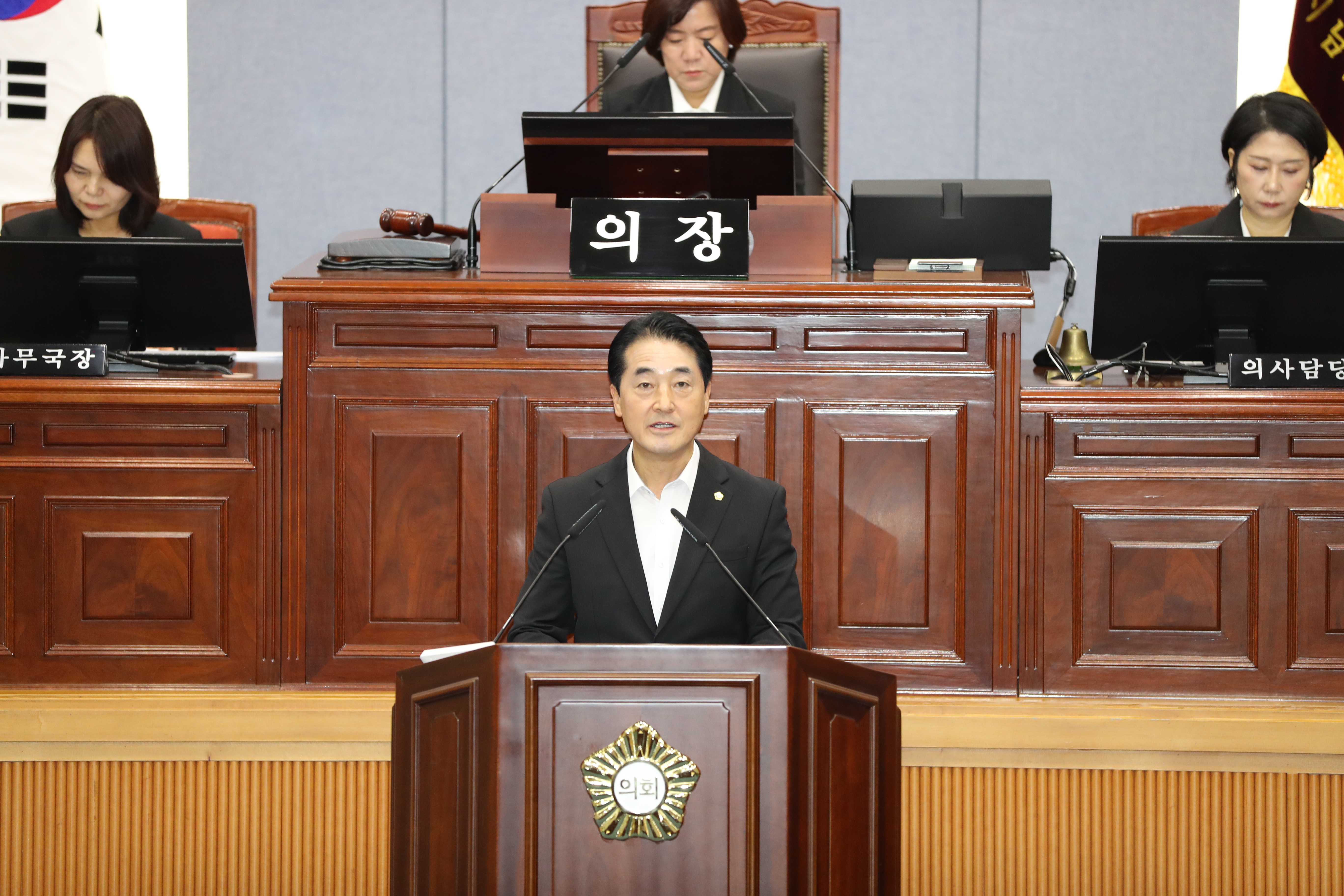 이상기 남구의원, 미끄럼 방지시설로 보행자 안전 확보 촉구