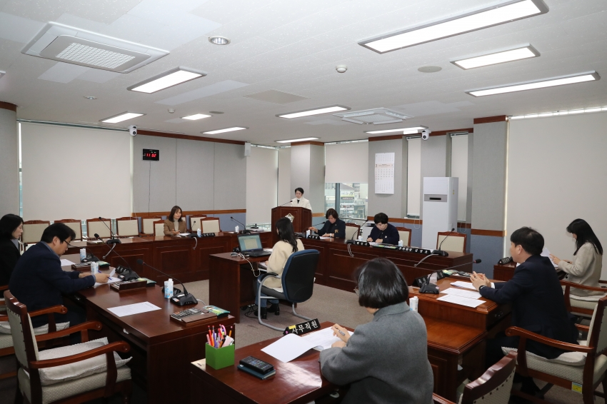 제275회 임시회 폐회중 의회운영위원회_1