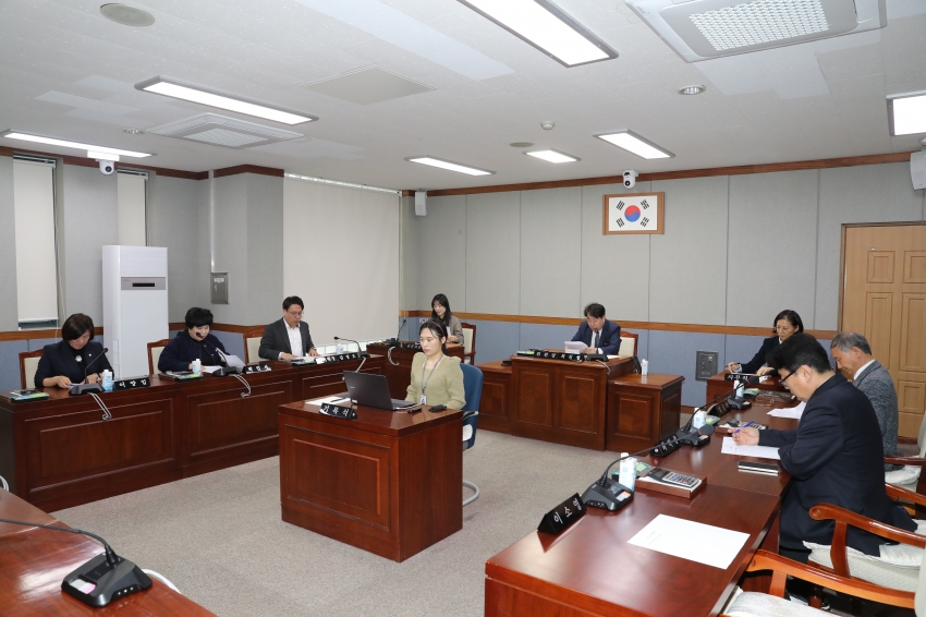 제276회 임시회 폐회중 의회운영위원회_0