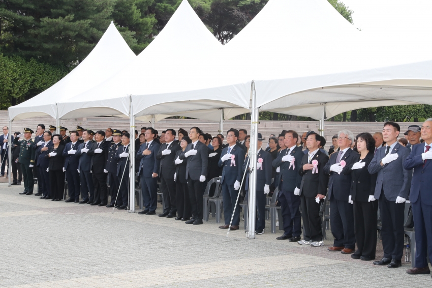 제81주년 광복절 기념 울산항일독립운동 기념탑 참배_0