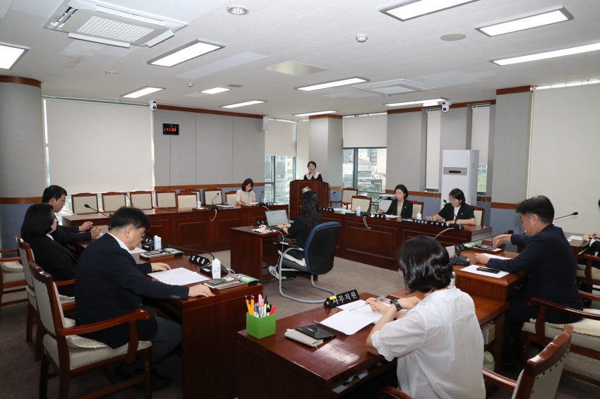 제279회 임시회 폐회중 의회운영위원회_1