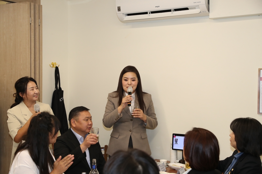 울산고래축제 몽골 항올구 환영만찬_3